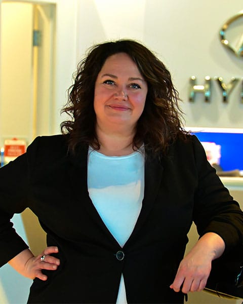 Nicole Anderson Finance Manager