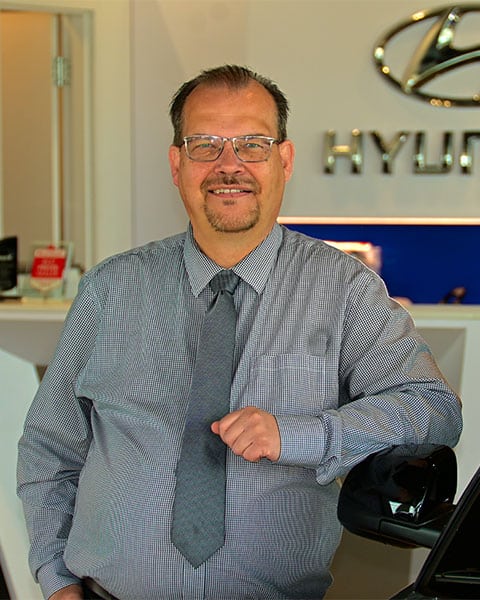 Byron Hildebrand Sales & Leasing Consultant
